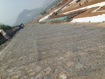 河道改造显成效 生态环境增“颜值”